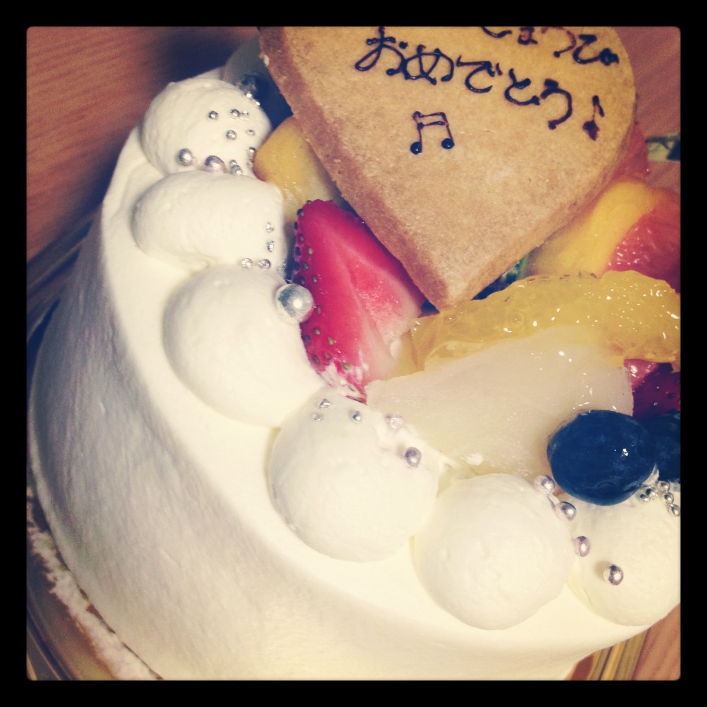誕生日ケーキ