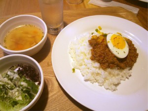 Cランチ　「常陸牛入り　ドライカレー」